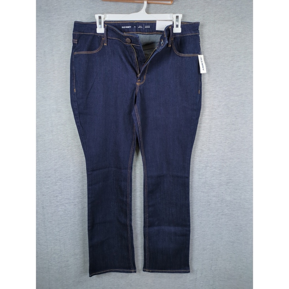 Old Navy Mid-rise Boot-cut Jeans - Picture 4 of 9